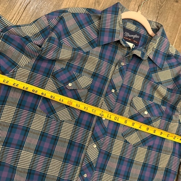 Vtg Western Shirt Wrangler 16.5x34 Cowboy Cut Pearl Snap Blue Plaid XLong Tails - Picture 6 of 9